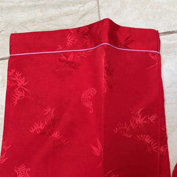 Final Price Drop:Chinese Polyester Pajamas - Picture 4 of 4